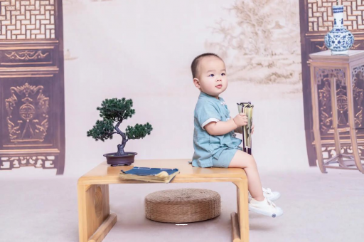 文山孕妇肚子上的黑线
